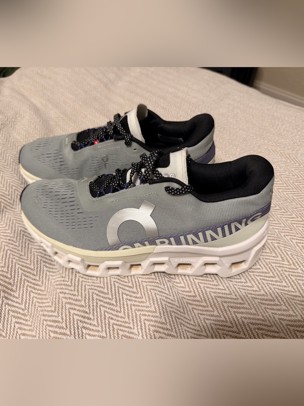 On Running Gray and Black Women’s Athletic Running Shoes